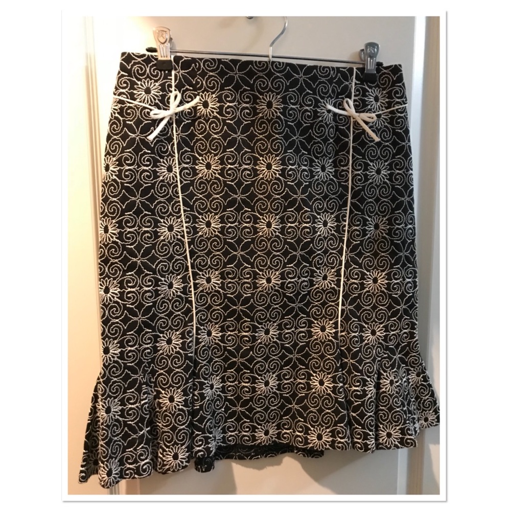 Nanette Lepore Skirt size 6